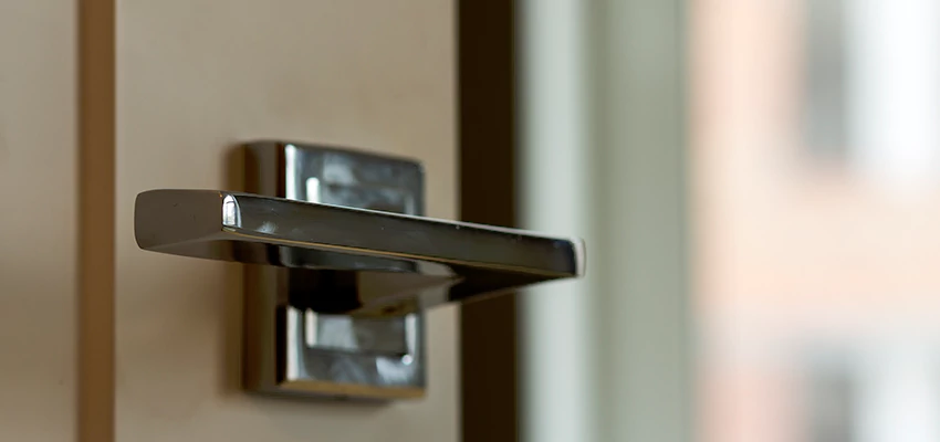 Door Lever Knob Repair in Vandenberg Village, California