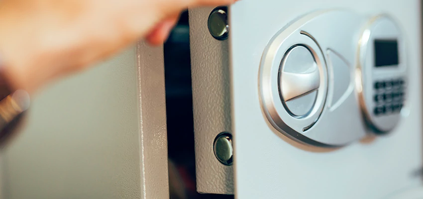 Fingerprint Safe Openers in Vandenberg Village, CA